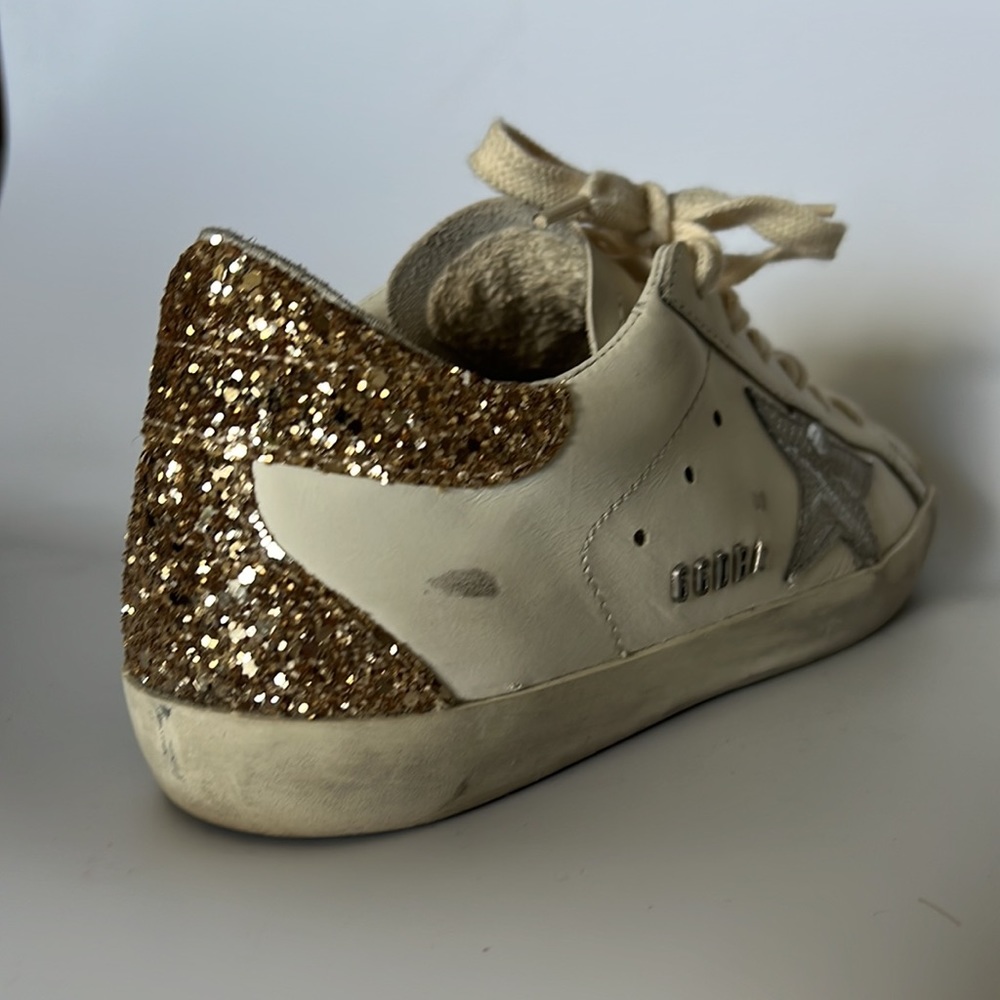 Golden goose - Picture 3 of 8